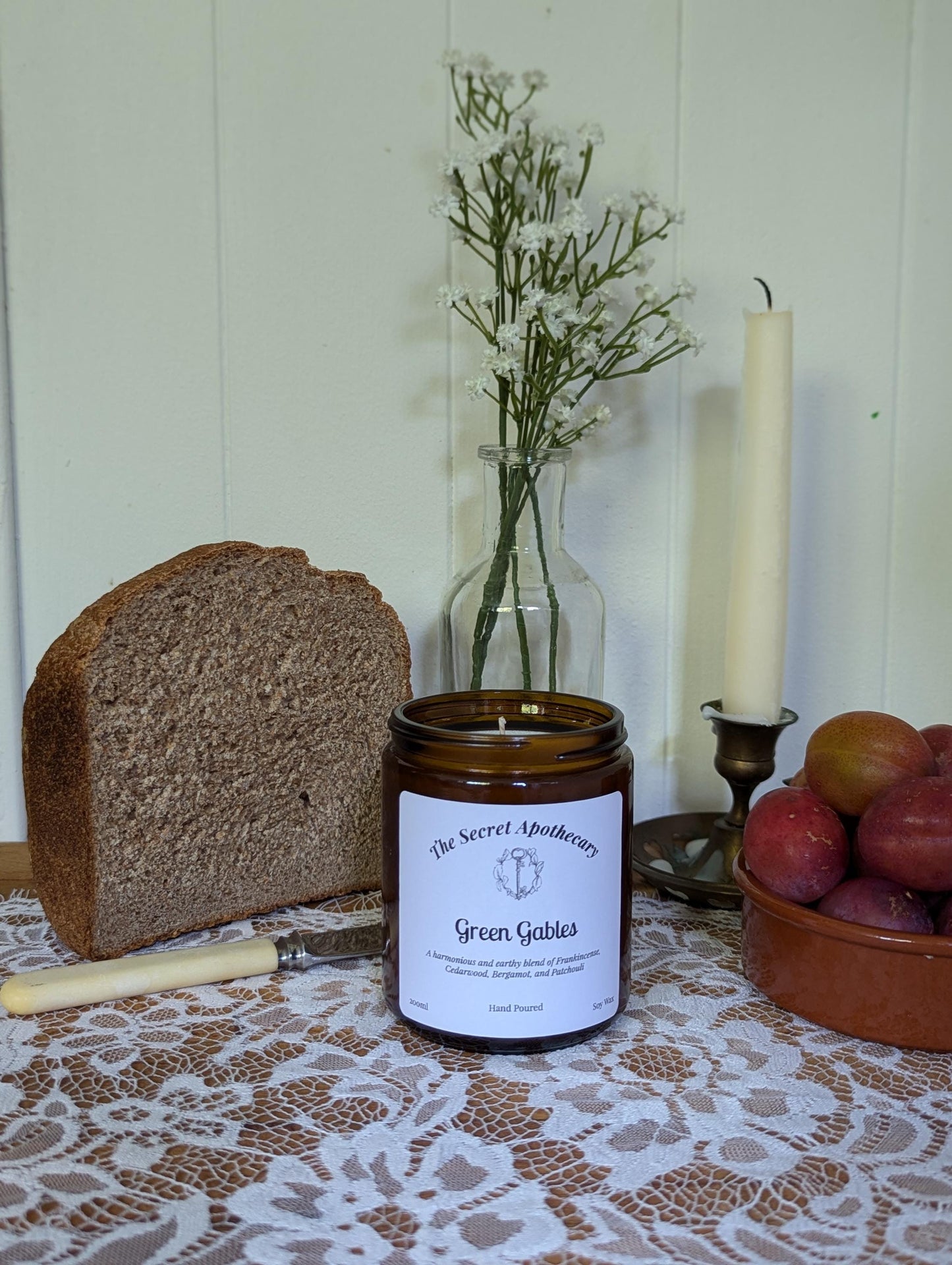 Green Gables Luxury Scented Candle - 100% Organic Soy Wax With Premium Essential Oils in Amber Glass Jar. Eco Friendly.