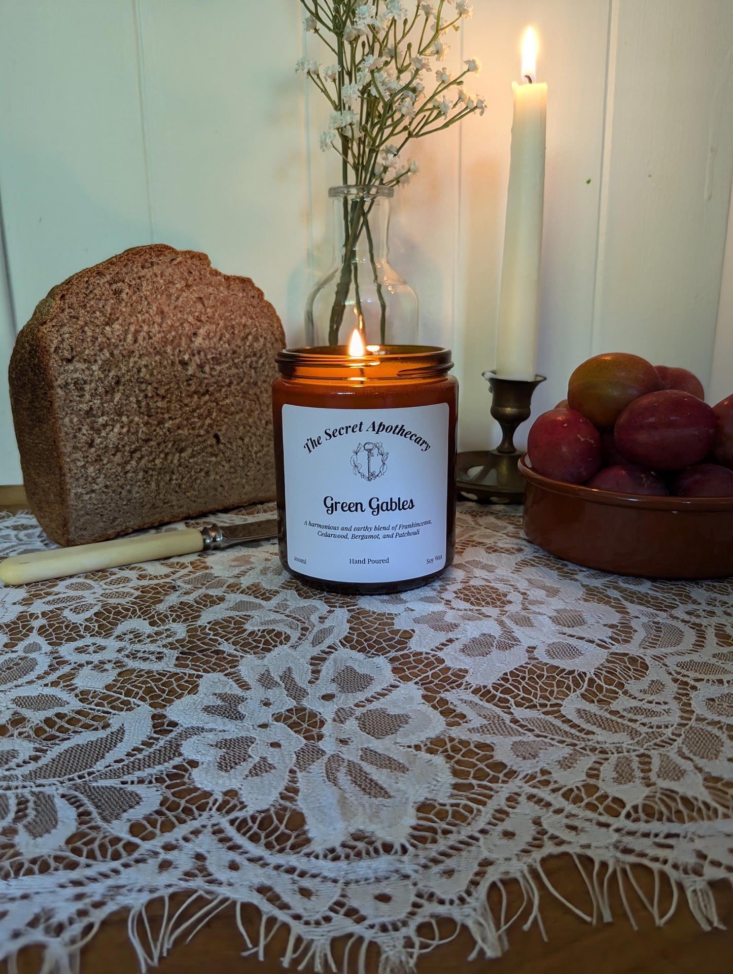 Green Gables Luxury Scented Candle - 100% Organic Soy Wax With Premium Essential Oils in Amber Glass Jar. Eco Friendly.