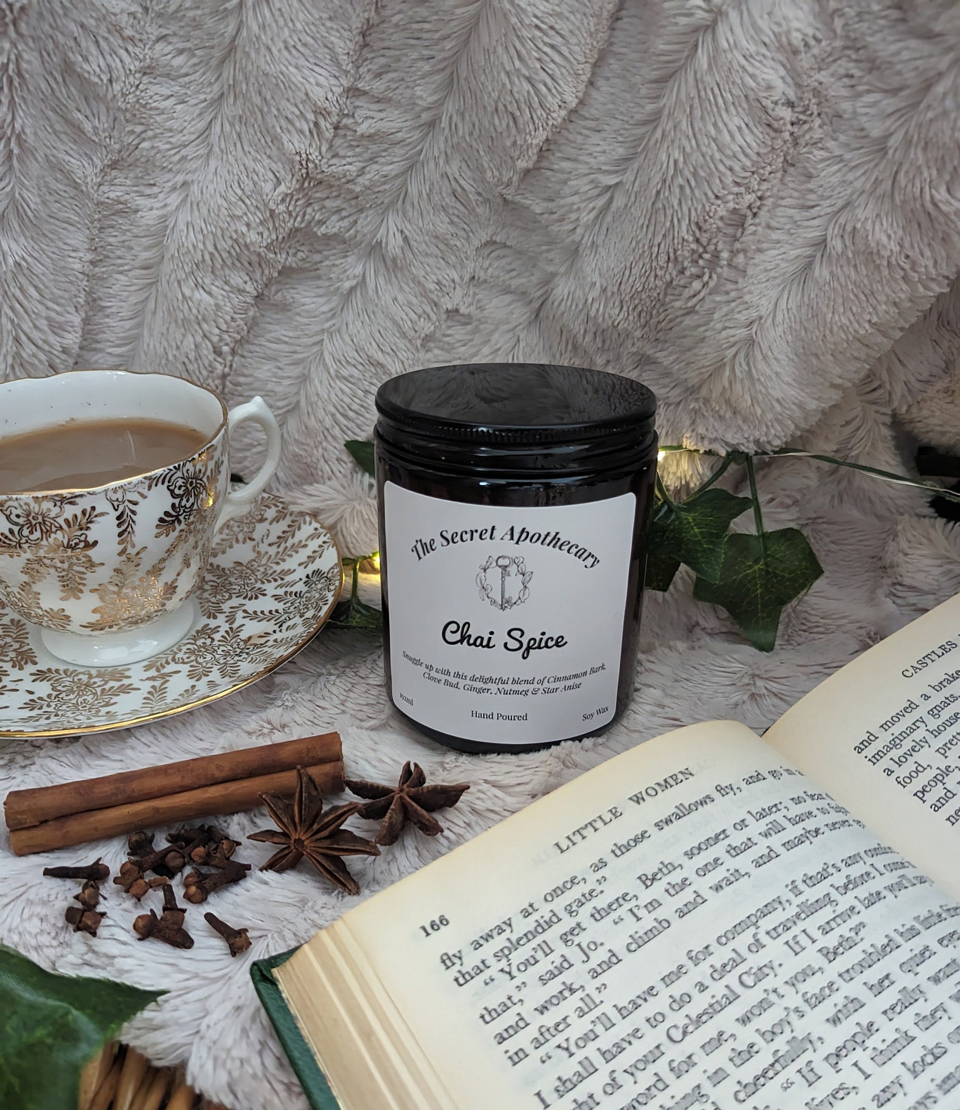 Chai Spice Luxury Scented Candle - 100% organic soy wax candle with premium essential oils in amber glass jar. Eco friendly.