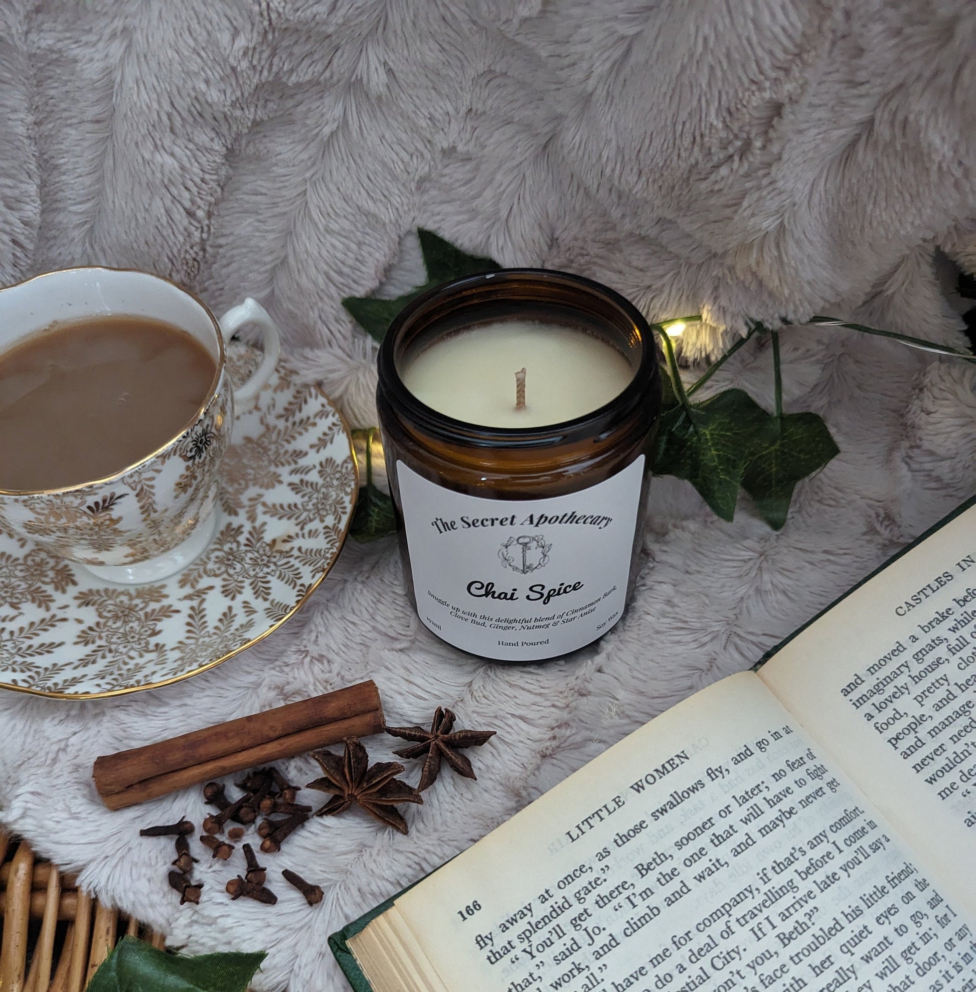 Chai Spice Luxury Scented Candle - 100% organic soy wax candle with premium essential oils in amber glass jar. Eco friendly.