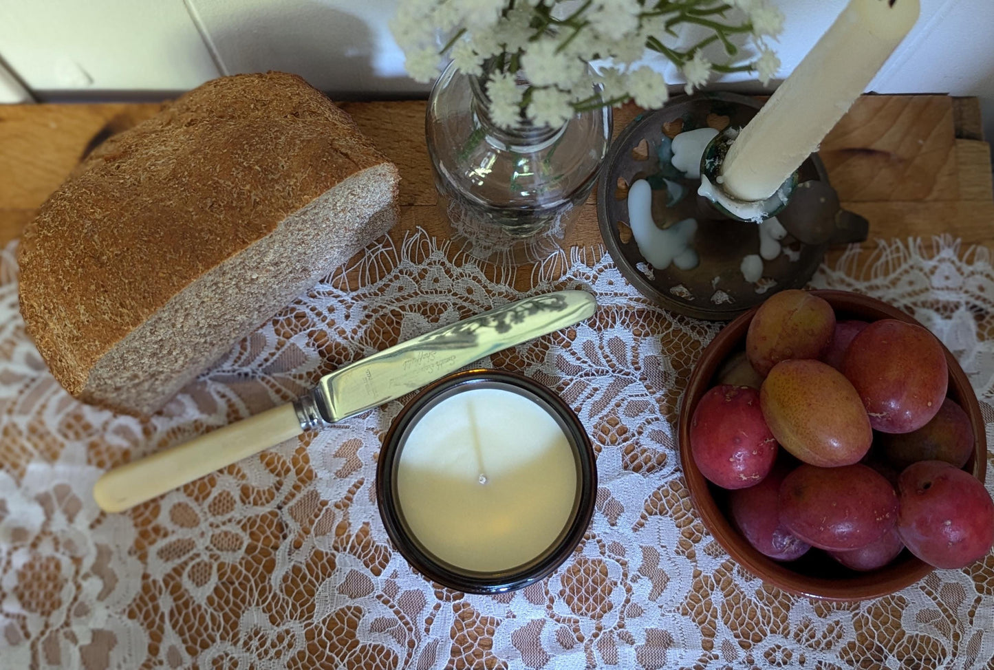 Green Gables Luxury Scented Candle - 100% Organic Soy Wax With Premium Essential Oils in Amber Glass Jar. Eco Friendly.