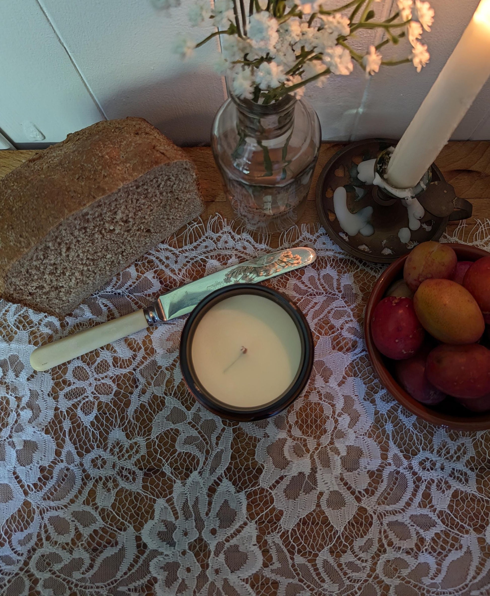 Green Gables Luxury Scented Candle - 100% Organic Soy Wax With Premium Essential Oils in Amber Glass Jar. Eco Friendly.