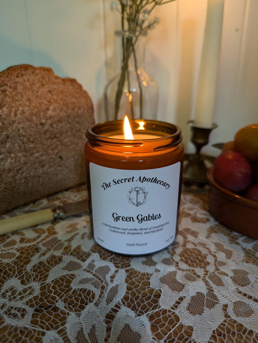 Green Gables Luxury Scented Candle - 100% Organic Soy Wax With Premium Essential Oils in Amber Glass Jar. Eco Friendly.