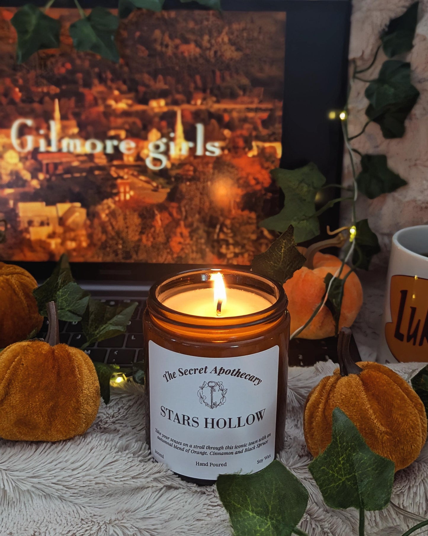 Stars Hollow Luxury Scented Candle - 100% Organic Soy Wax With Premium Essential Oils in Amber Glass Jar. Gilmore Girls.
