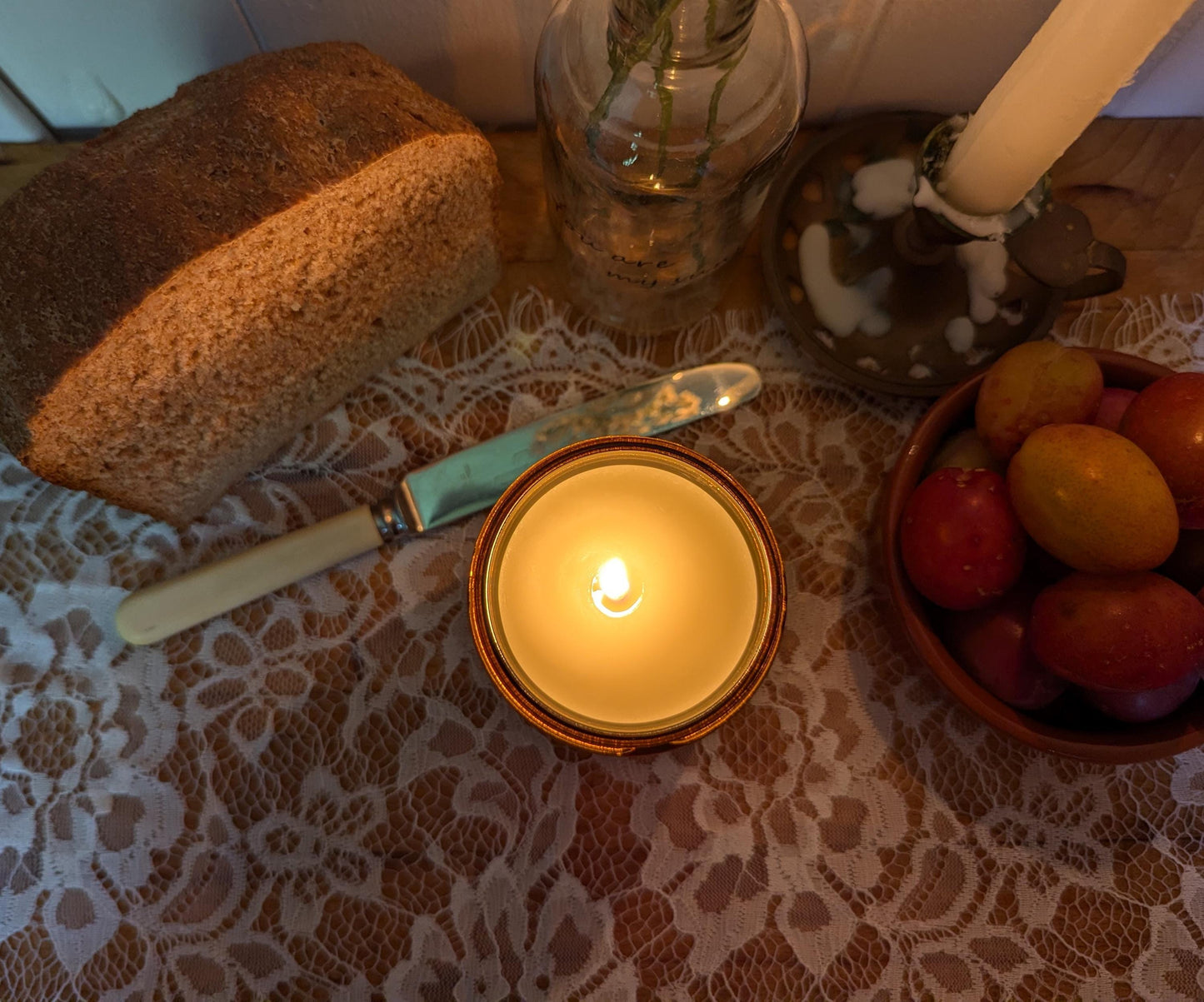 Green Gables Luxury Scented Candle - 100% Organic Soy Wax With Premium Essential Oils in Amber Glass Jar. Eco Friendly.
