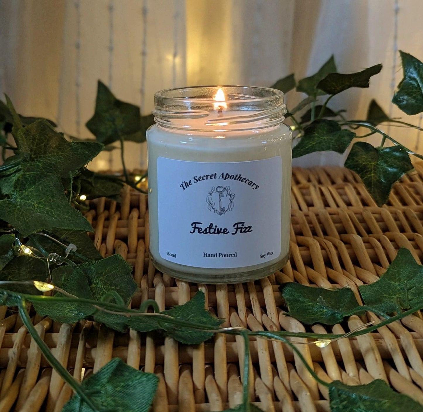 Festive Fizz Scented Candle: Juniper, Lavender & Lemon Soy Wax