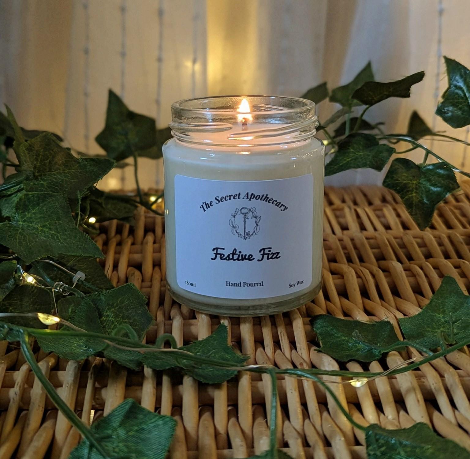Festive Fizz Scented Candle: Juniper, Lavender & Lemon Soy Wax